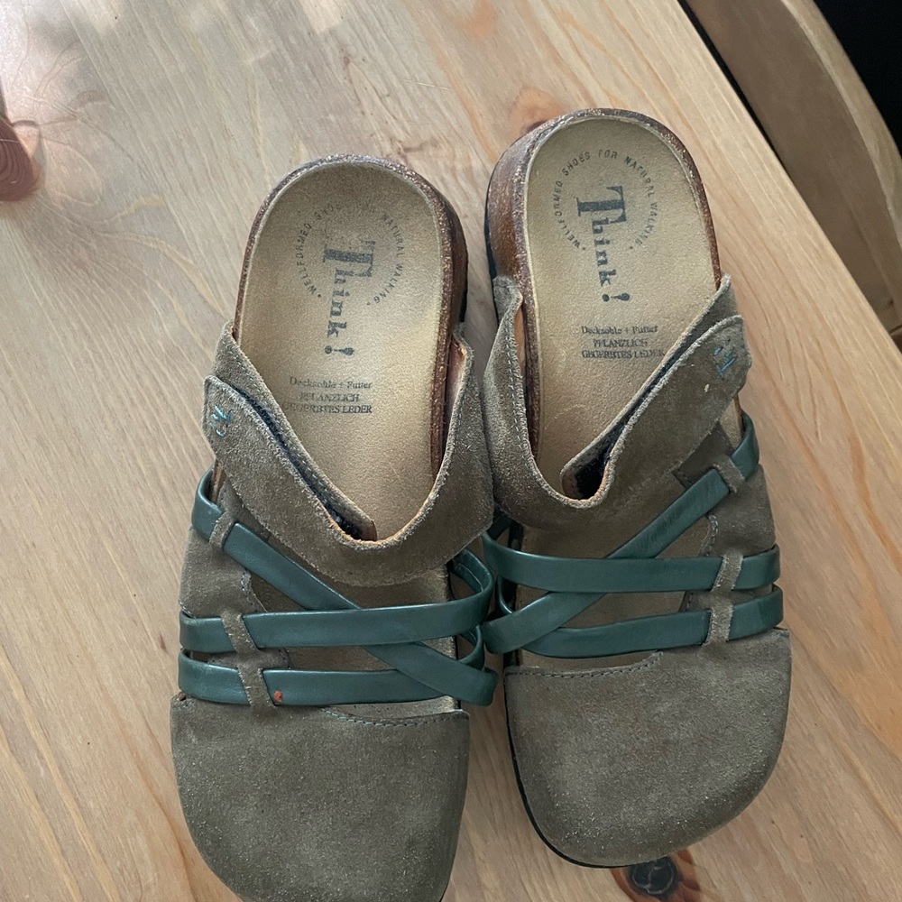 Think! Clogs - Picture 4 of 9